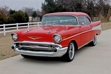 www.classicchevy.com 1957